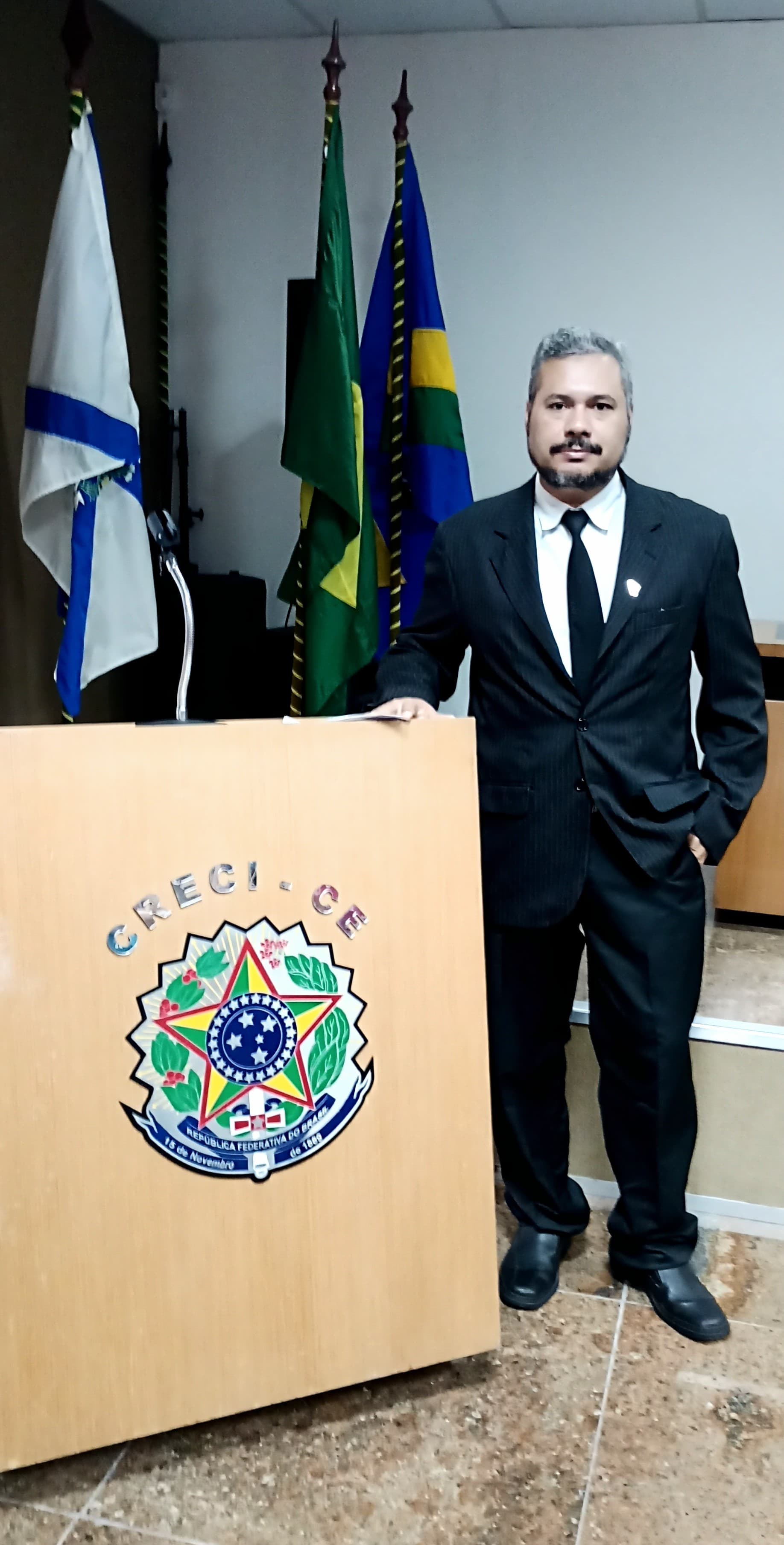 Adrizio Martins, corretor de imóveis